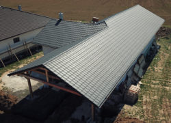 Typ krytiny : Acoperire SKRIDPLECH gri mat – RAL7016 HB50 MAT