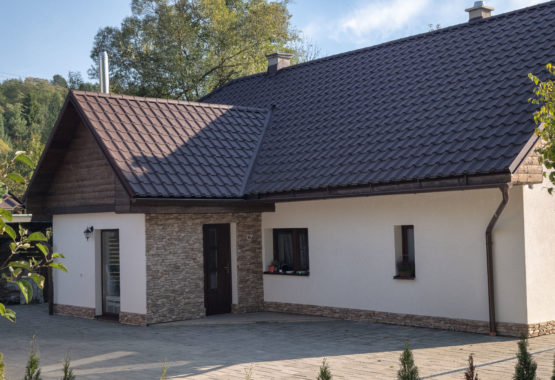 Typ krytiny : Acoperiș din tablă GAPA - MASLEN