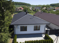 Typ krytiny : gard metalic STEPRO decor lemn – MASLEN