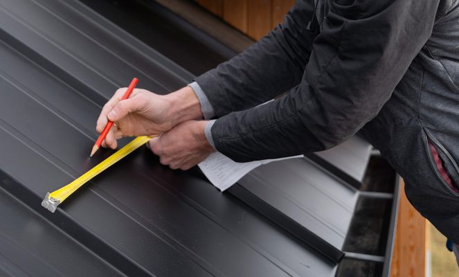 Calculator suprafață acoperiș: cum calculezi corect și ce măsurători îți trebuie